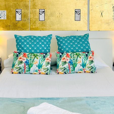 Apartamento Peñuelas Seville Luaran gambar