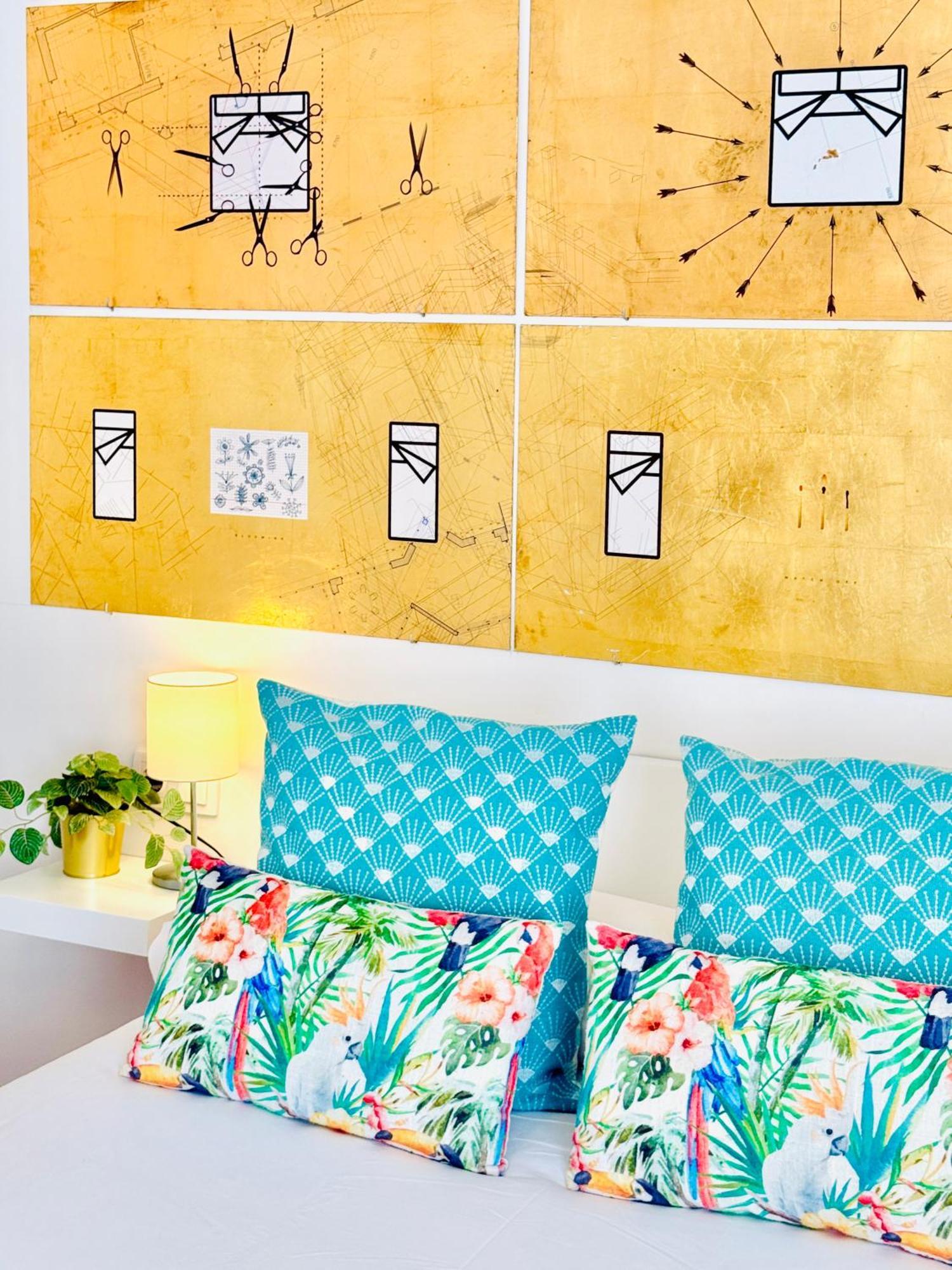 Apartamento Peñuelas Seville Luaran gambar