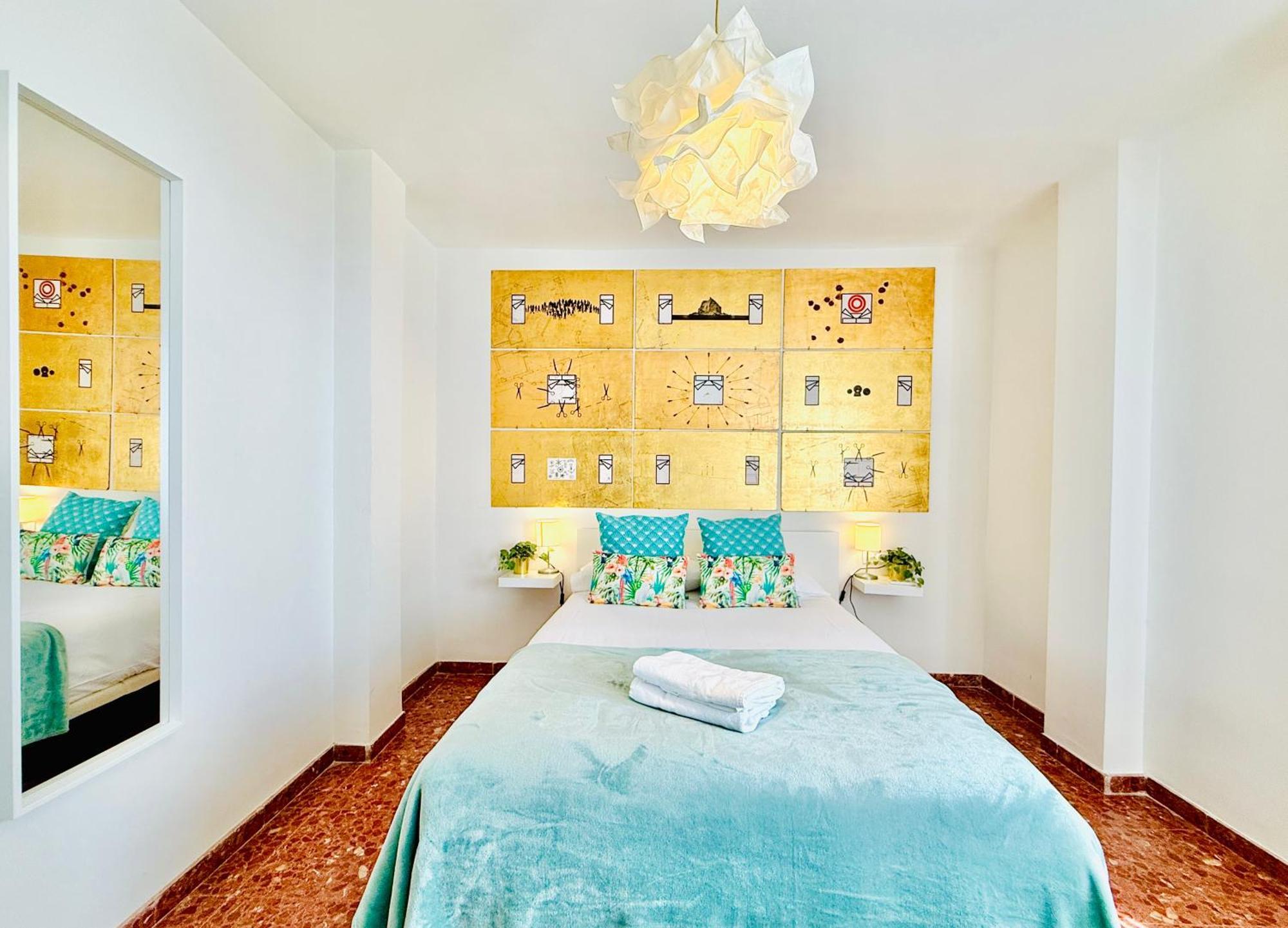 Apartamento Peñuelas Seville Luaran gambar