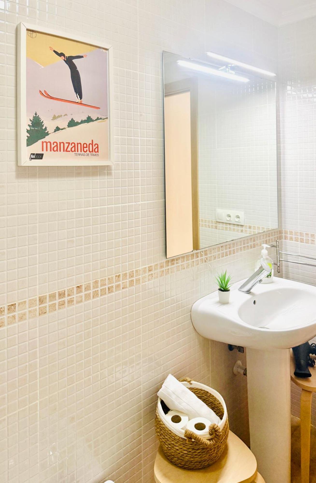 Apartamento Peñuelas Seville Luaran gambar